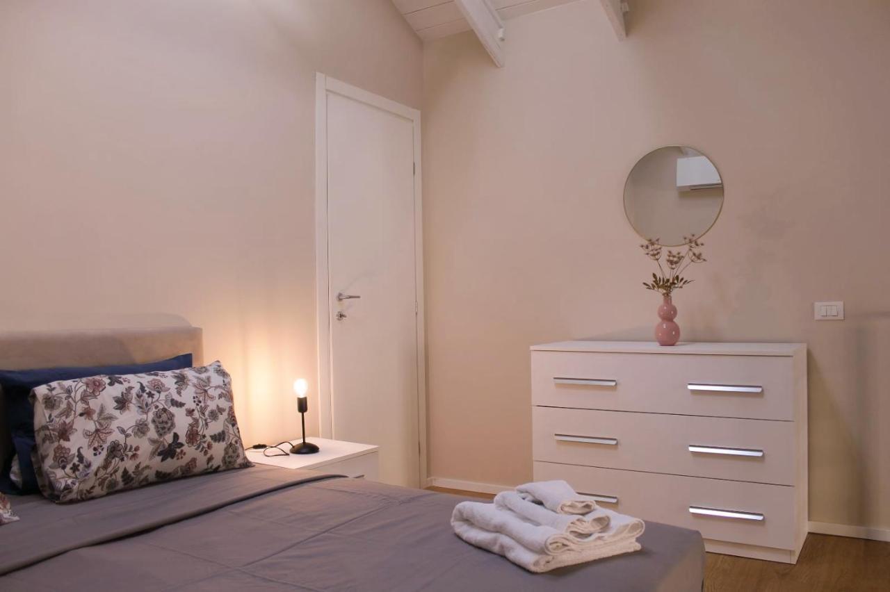 Yr - Bocconi Hébergement de vacances Milan